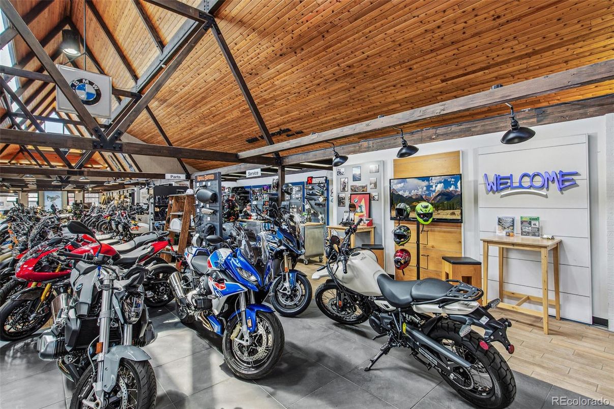 Garage, Interior, Wooden Ceilings
