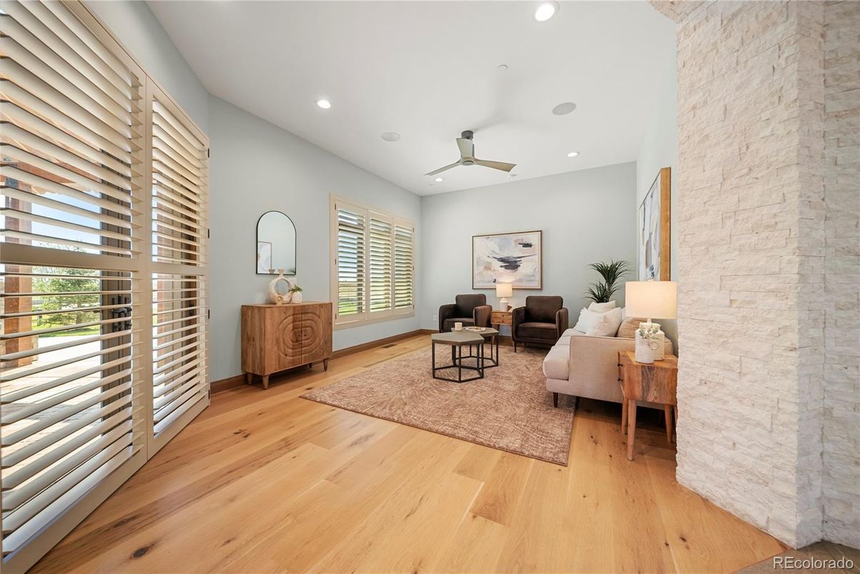 Interior, Living room, Recessed Lighting, Stone Walls, Wood Texture Flooring