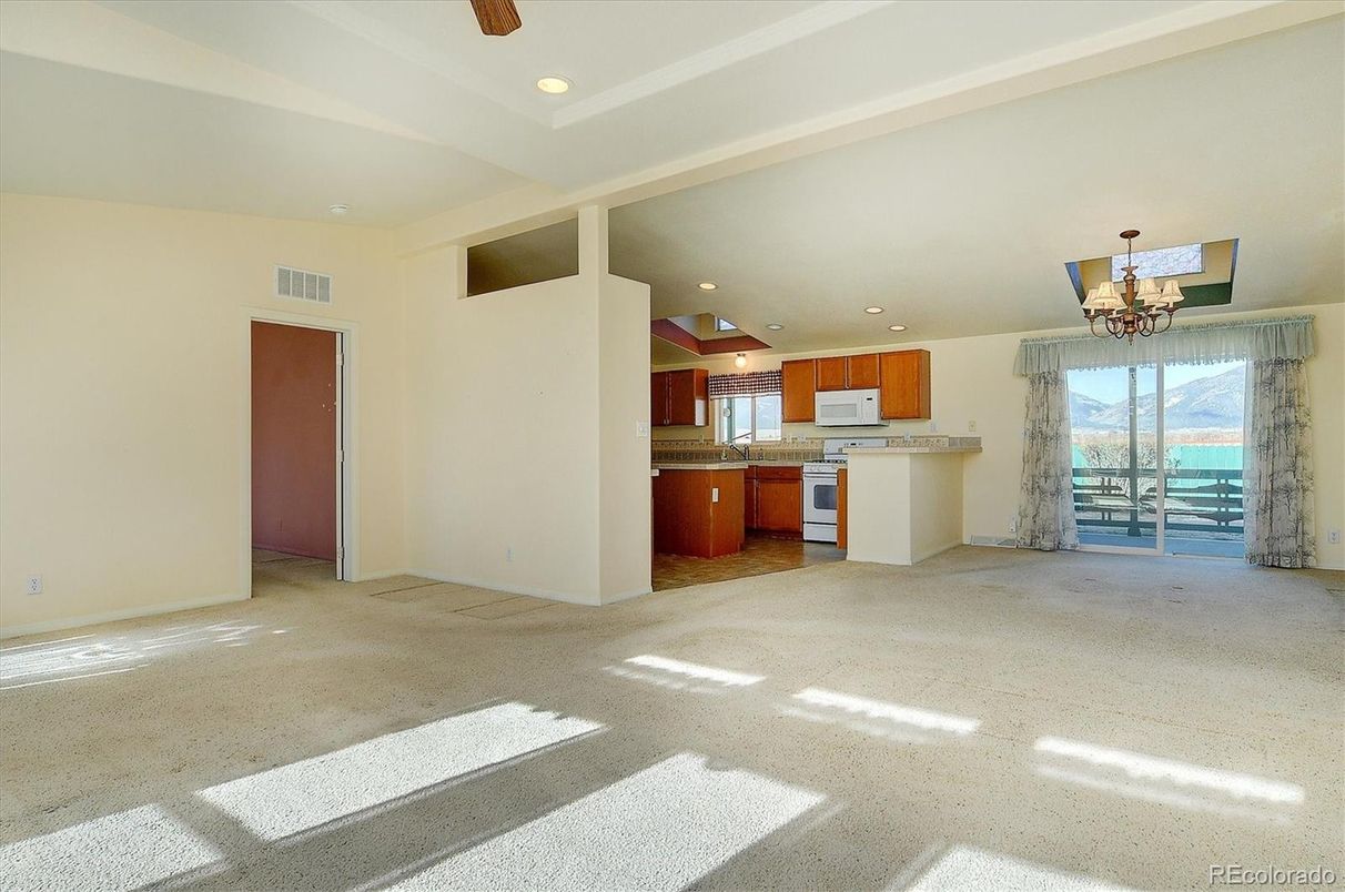 Chandelier, Empty room, Interior, Kitchen, Recessed Lighting