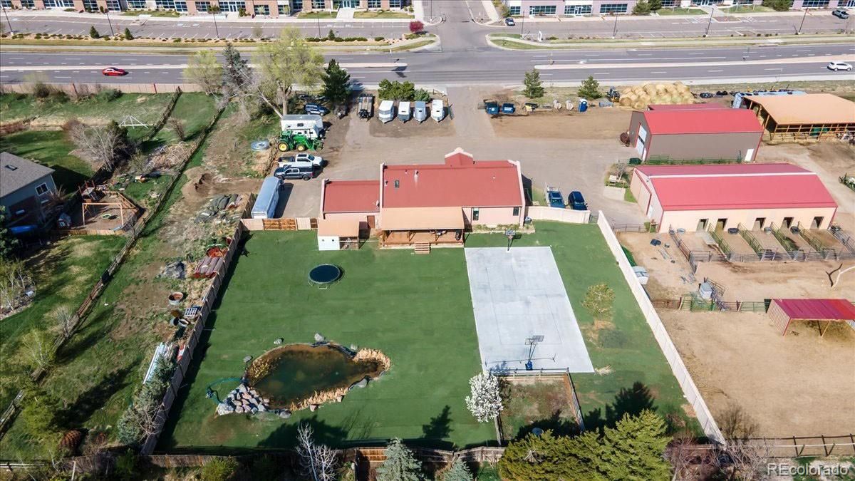 Exterior, Drone