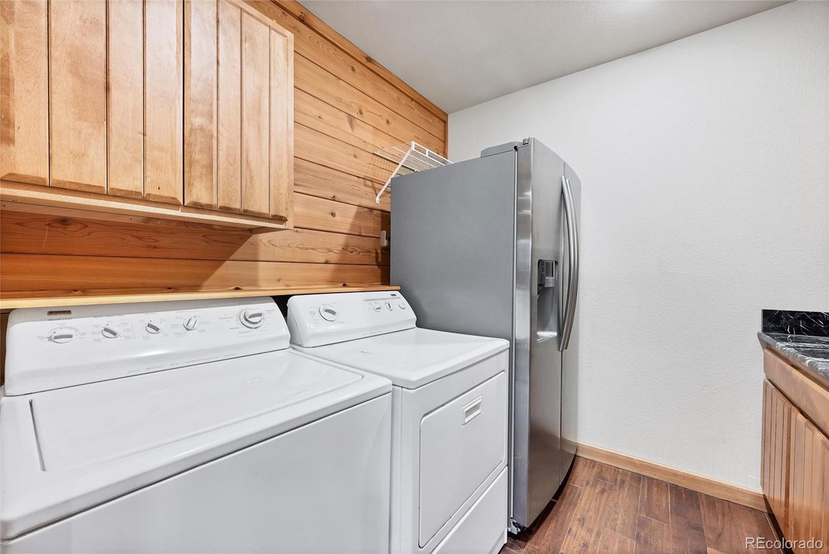 Interior, Washer, Wood Texture Flooring, Wooden Walls