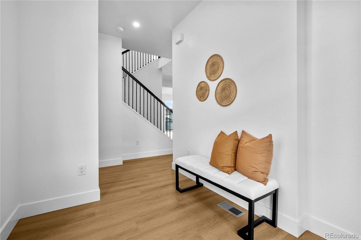 Interior, Recessed Lighting, Wood Texture Flooring