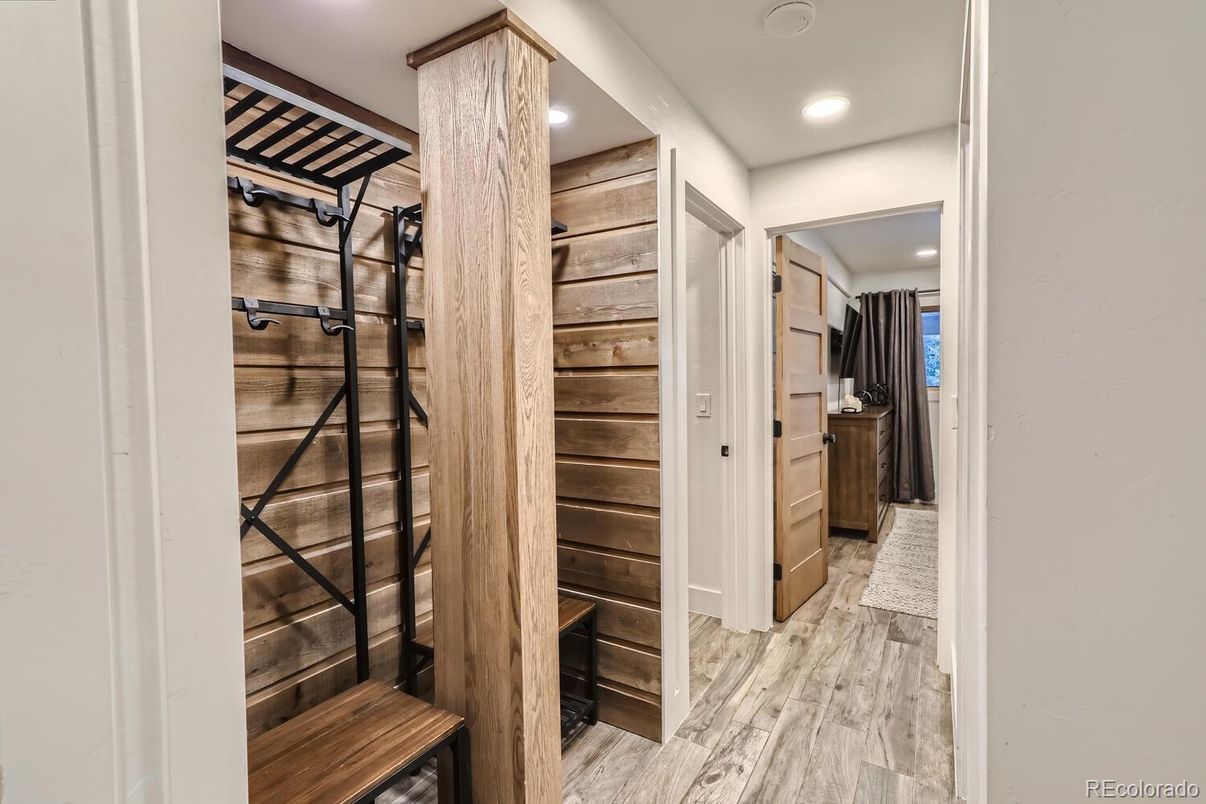Interior, Recessed Lighting, Walk-in Closets, Wood Texture Flooring