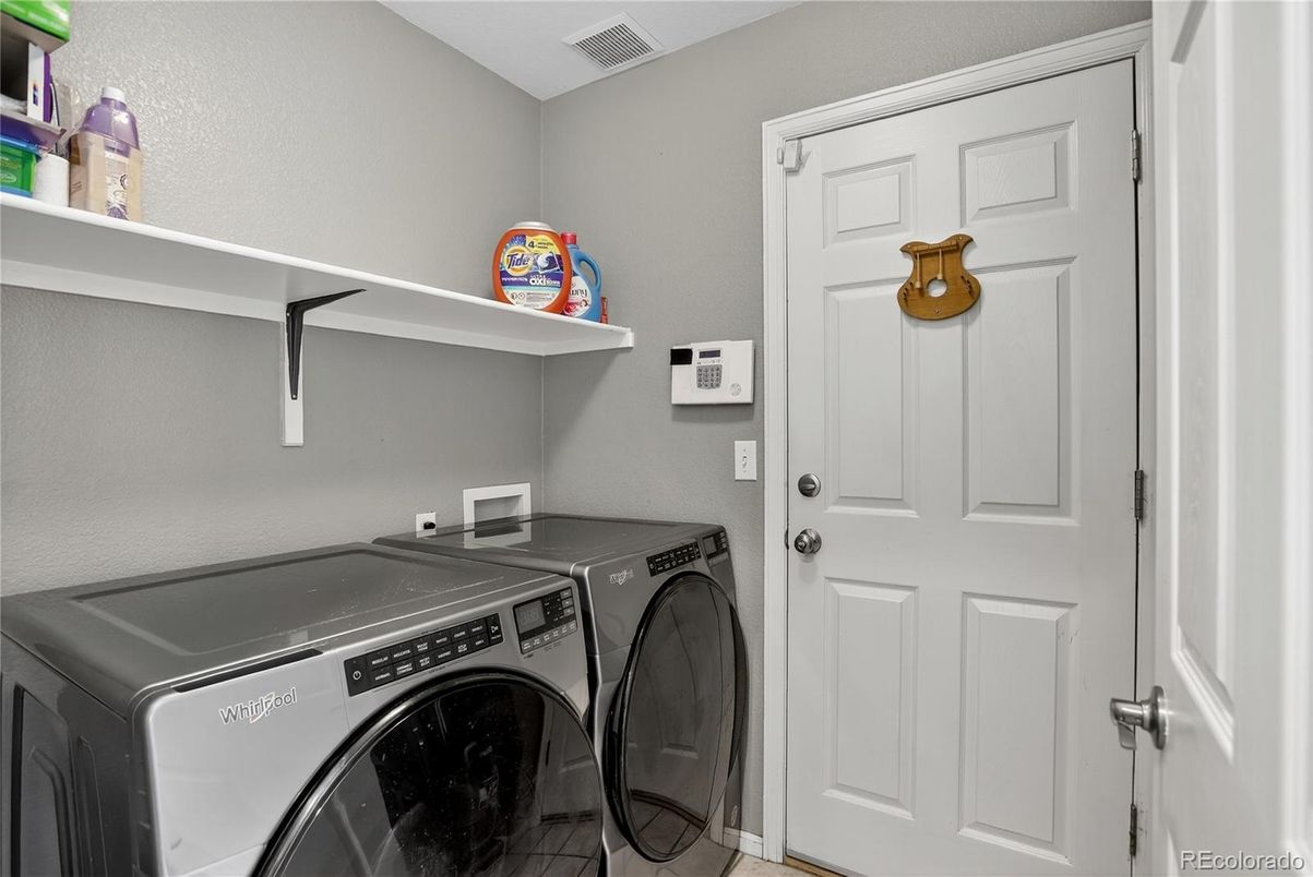 Interior, Washer