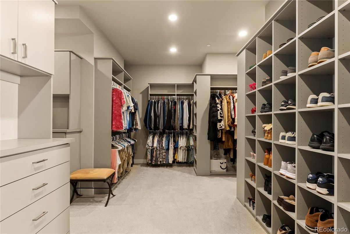 Interior, Recessed Lighting, Walk-in Closets
