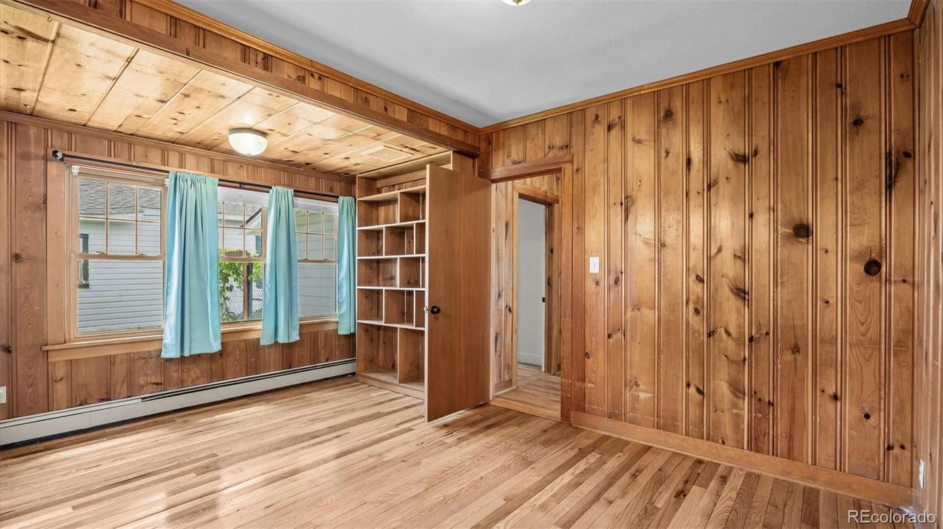 Empty room, Interior, Wood Texture Flooring, Wooden Walls