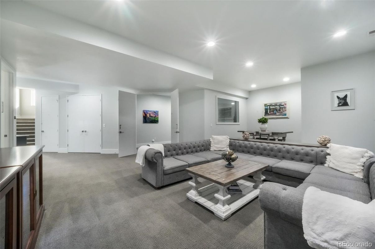 Dining room, Interior, Living room, Recessed Lighting