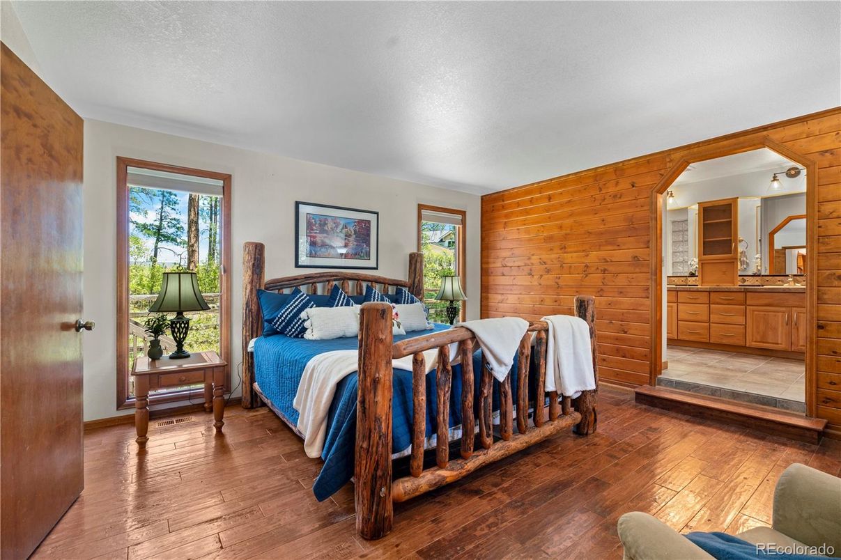 Bedroom, Interior, Wood Texture Flooring, Wooden Walls