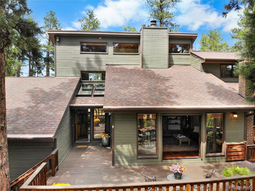 Exterior, Facade, A Frame