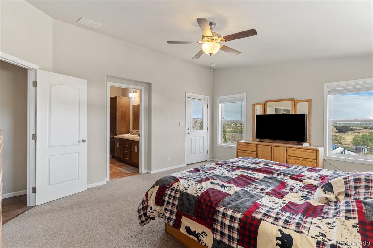 Bathroom, Bedroom, Interior
