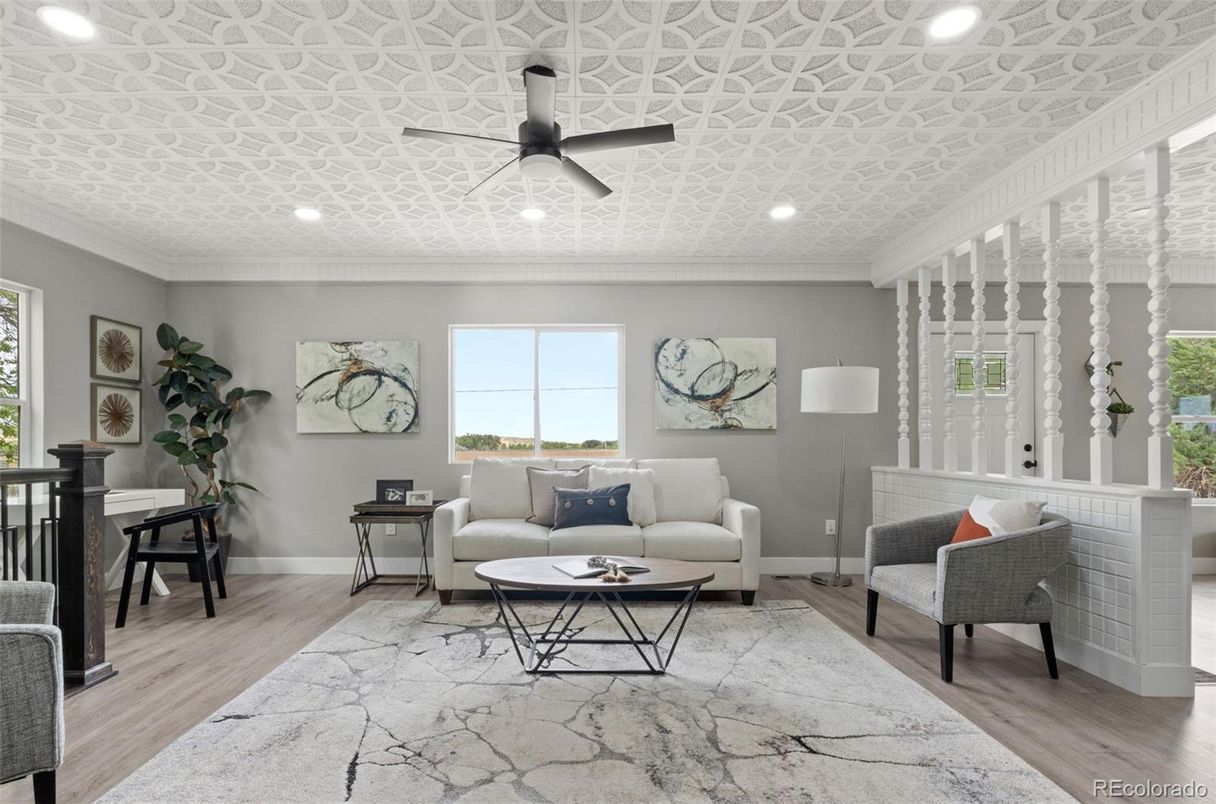 Interior, Living room, Recessed Lighting, Wood Texture Flooring