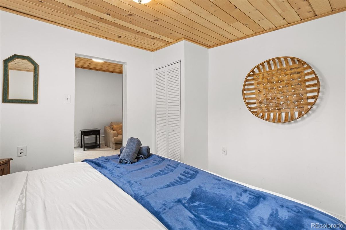 Bedroom, Interior, Wooden Ceilings