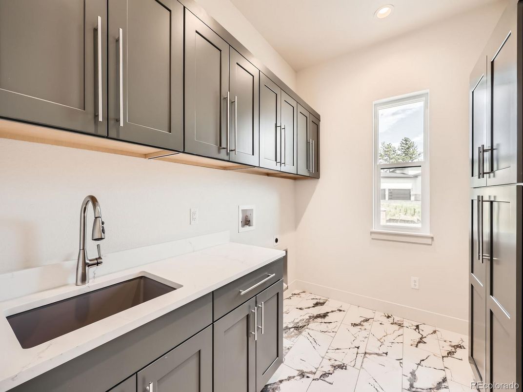 Interior, Kitchen, Marble, Recessed Lighting
