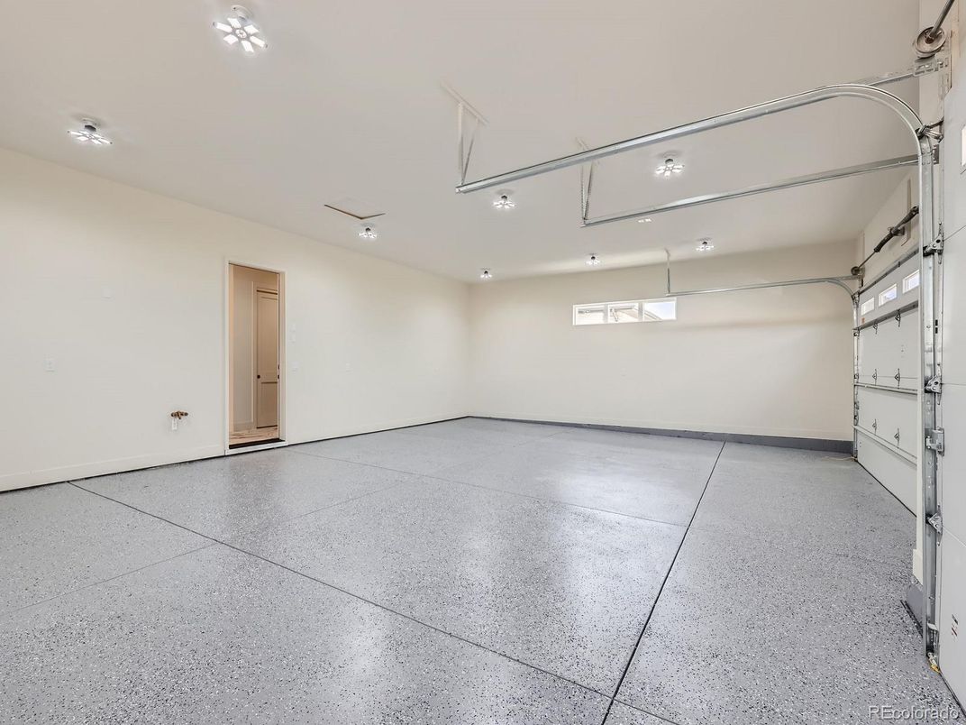 Interior, Recessed Lighting