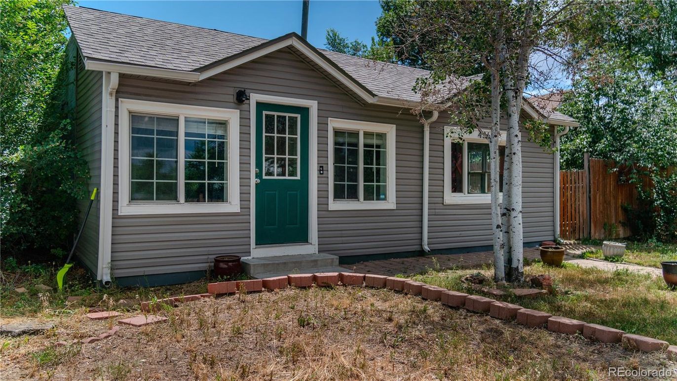 Exterior, Facade, Cape Cod