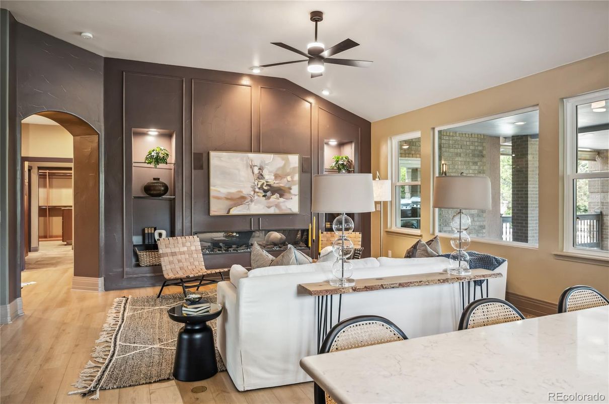 Dining room, Interior, Living room, Recessed Lighting, Wood Texture Flooring