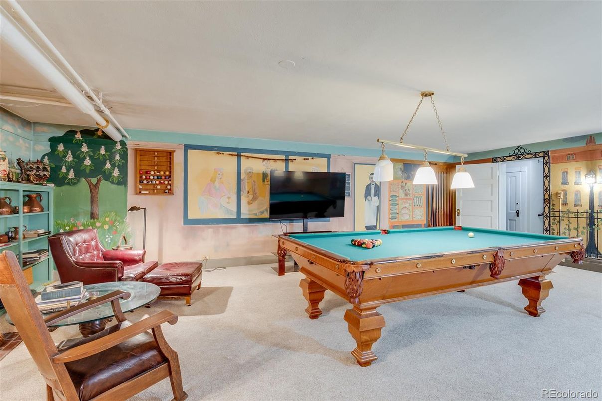 Billiard Table, Game Room, Interior, Pendant Lights