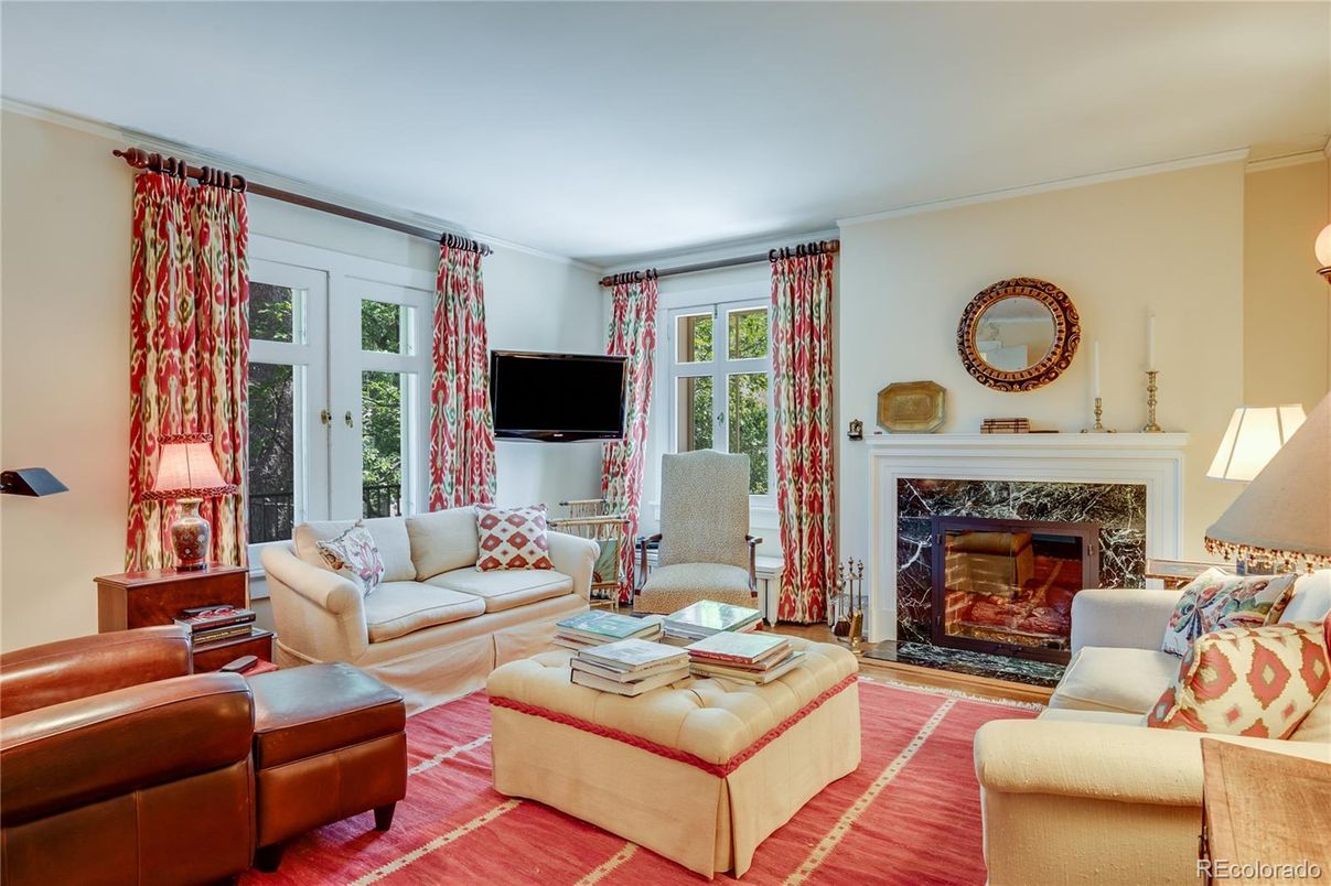 Fireplace, Interior, Living room