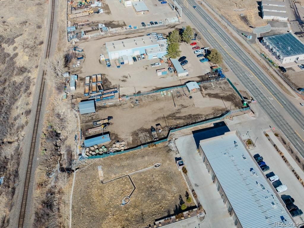 Exterior, Drone