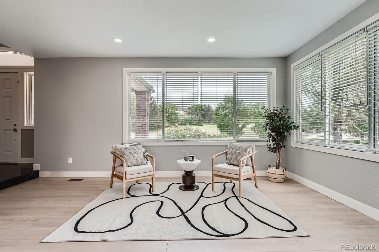 Interior, Recessed Lighting, Wood Texture Flooring