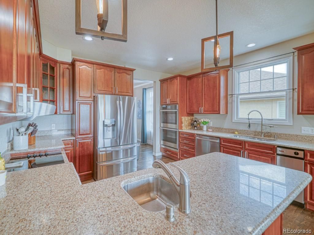 Interior, Kitchen, Pendant Lights, Recessed Lighting, Stainless Steel Appliances