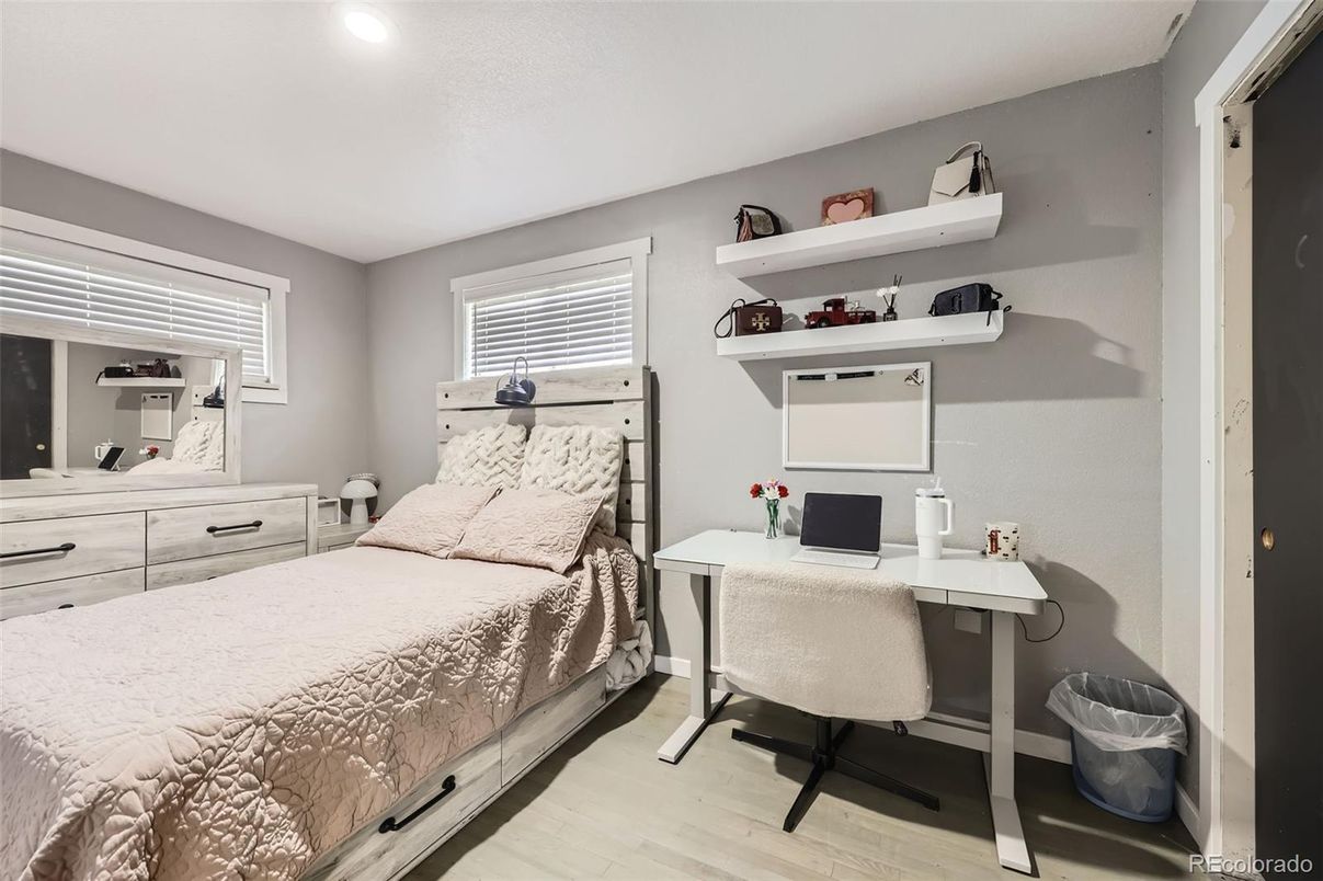 Bedroom, Home Office, Interior, Recessed Lighting, Wood Texture Flooring