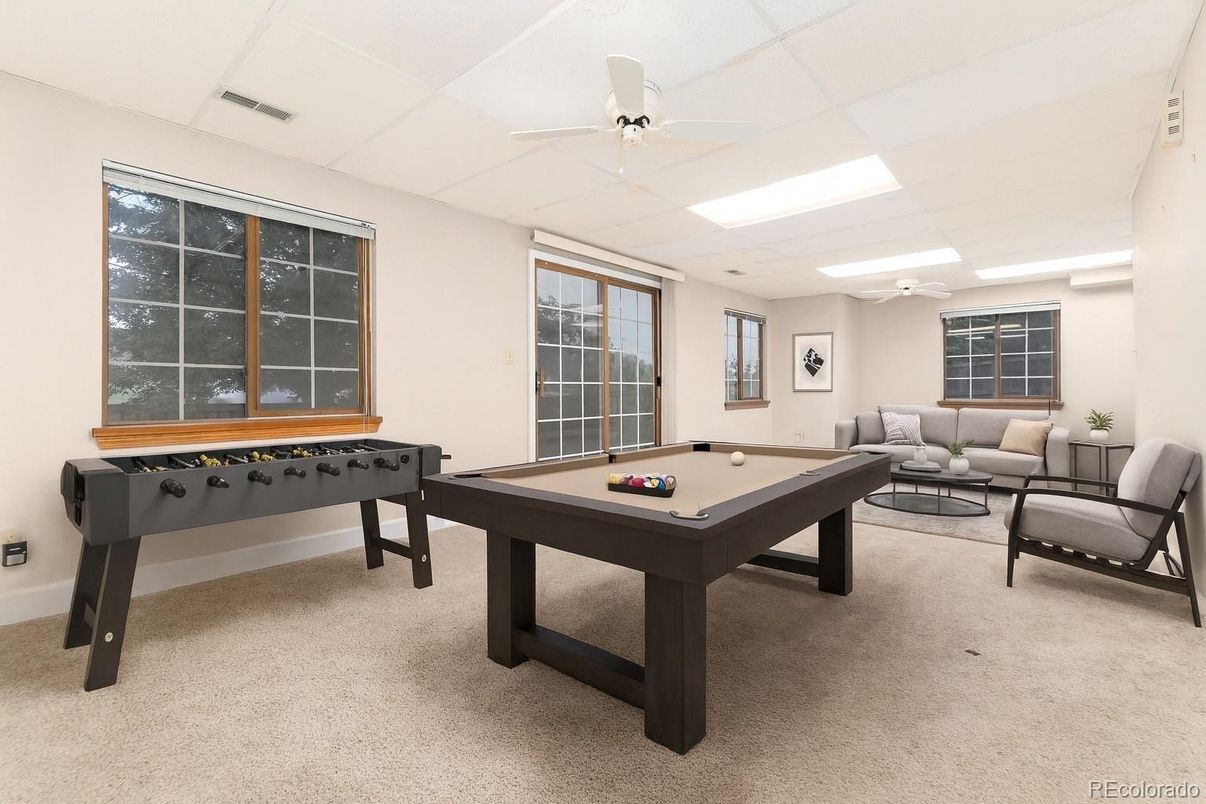 Billiard Table, Game Room, Interior, Recessed Lighting