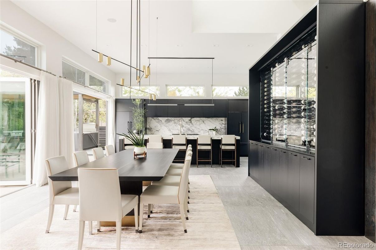 Dining room, Interior, Marble Walls, Pendant Lights