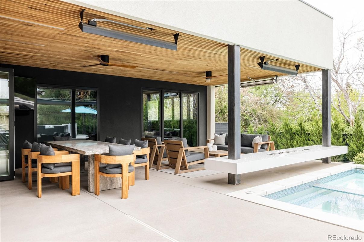 Dining room, Interior, Pool, Wooden Ceilings
