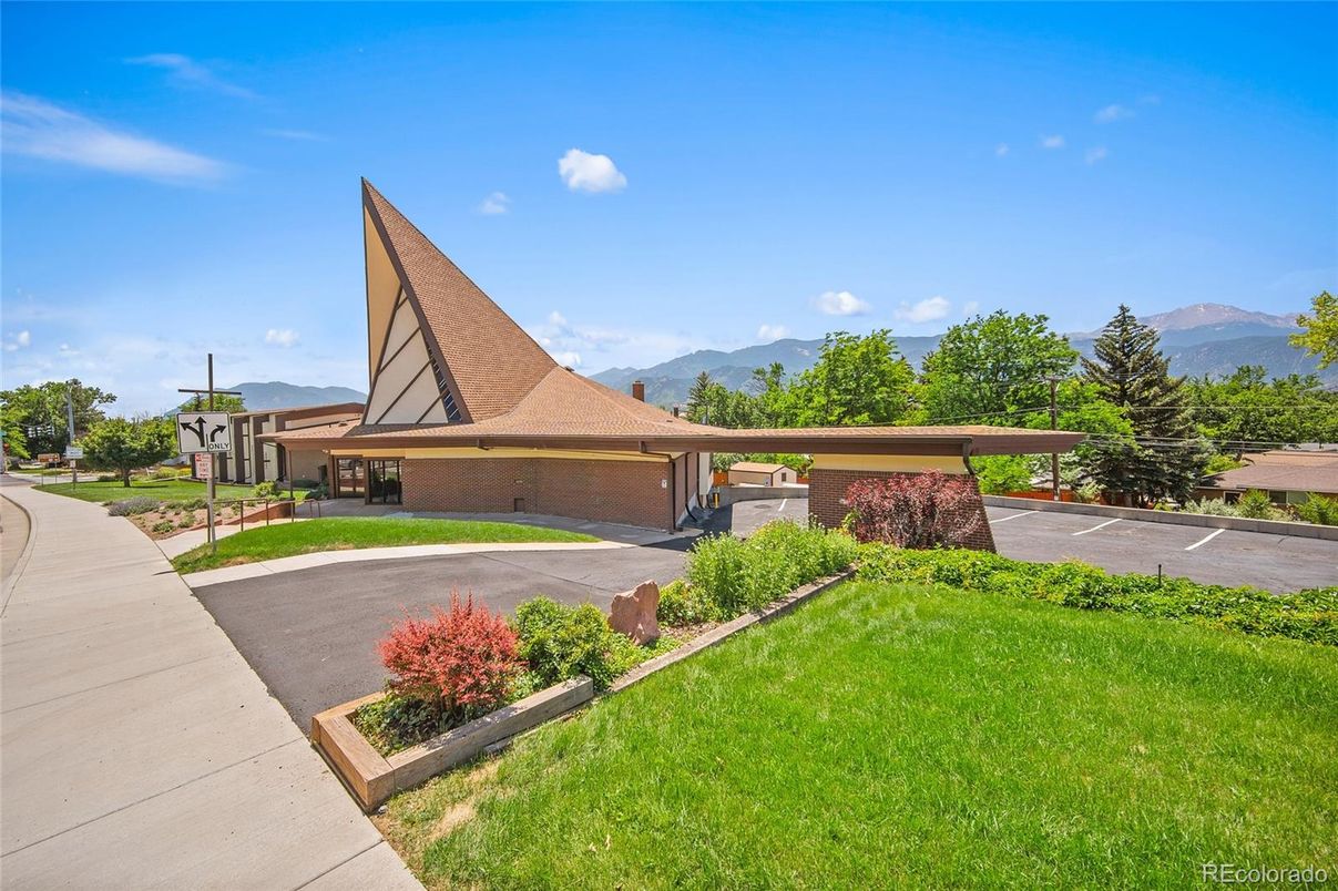 Exterior, Solar Panels