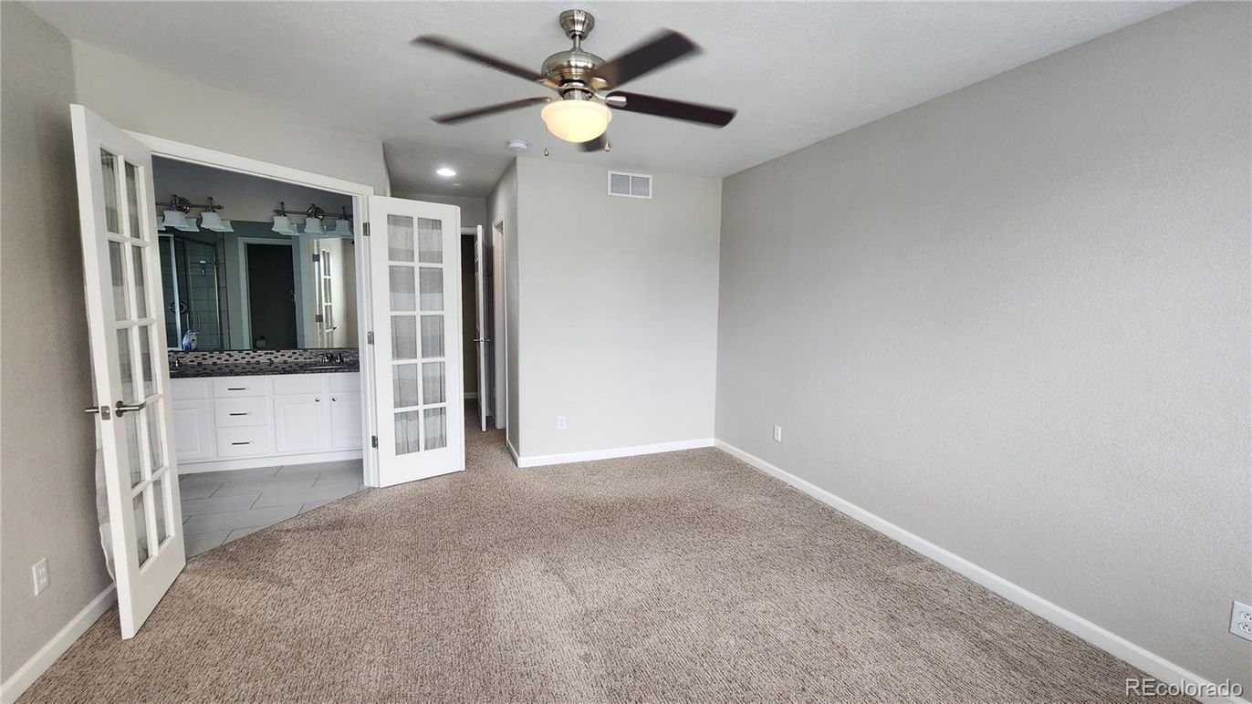 Bathroom, Empty room, Interior, Recessed Lighting