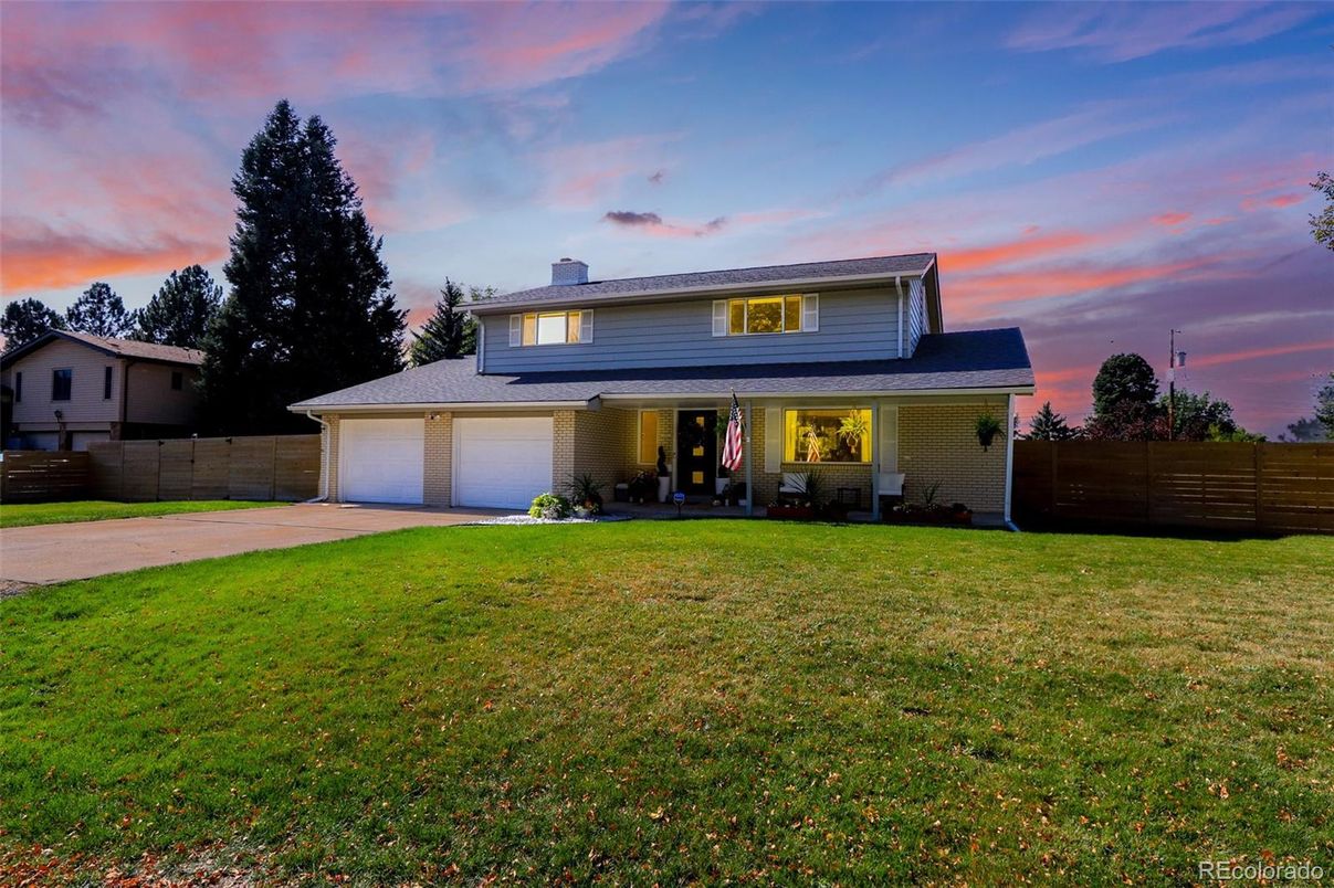 Attached, Backyard, Exterior, Facade, Split Level