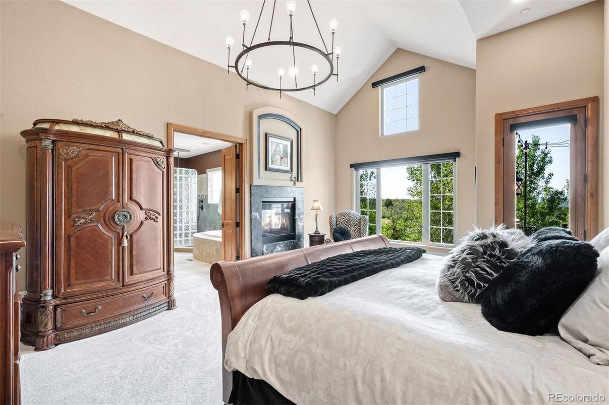 Bedroom, Chandelier, Fireplace, Interior, Pendant Lights, Recessed Lighting