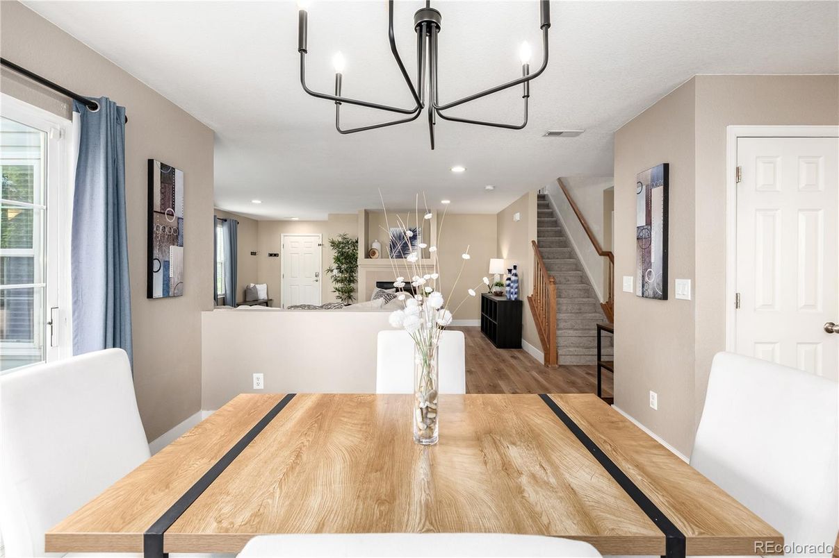 Chandelier, Dining room, Interior, Recessed Lighting, Wood Texture Flooring