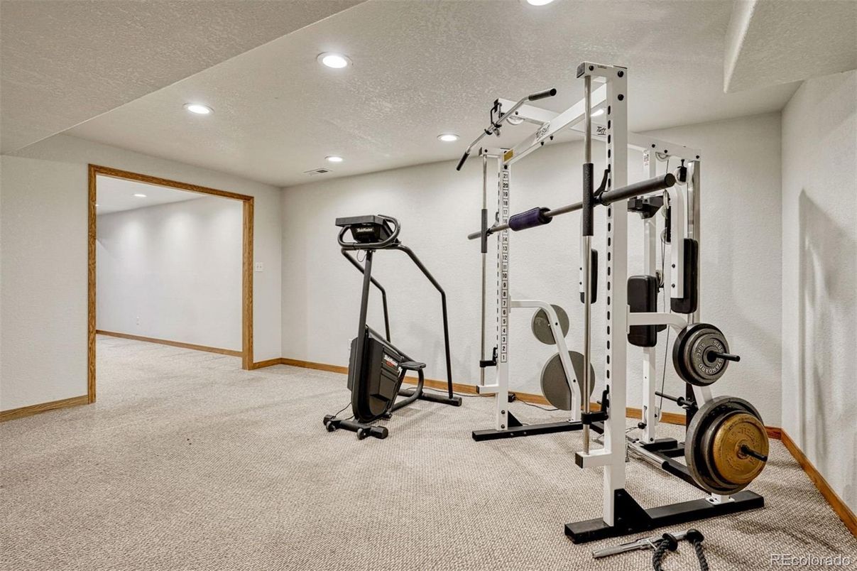 Fitness Equipment, Interior, Recessed Lighting