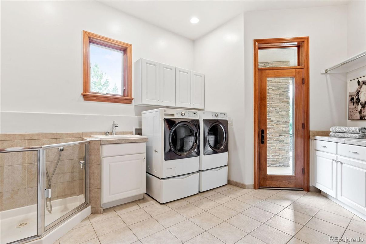Interior, Recessed Lighting, Washer
