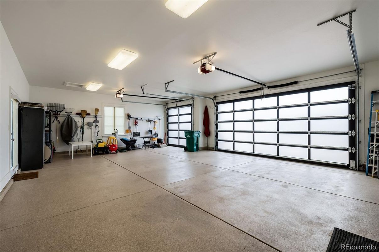 Fitness Equipment, Garage, Interior