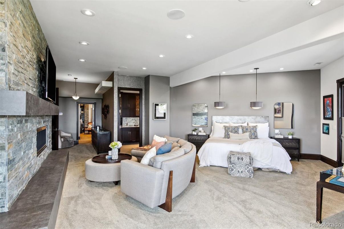 Bedroom, Fireplace, Interior, Pendant Lights, Recessed Lighting, Stone Walls