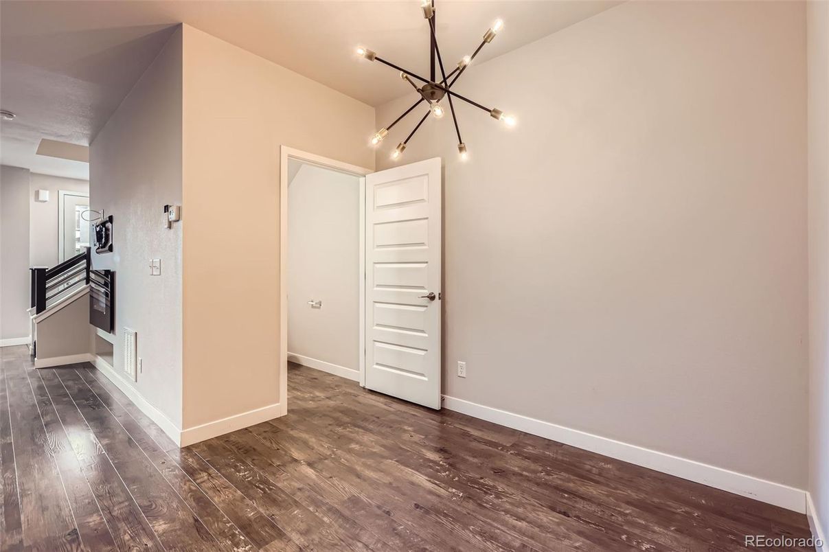Empty room, Interior, Kitchen, Pendant Lights, Wood Texture Flooring