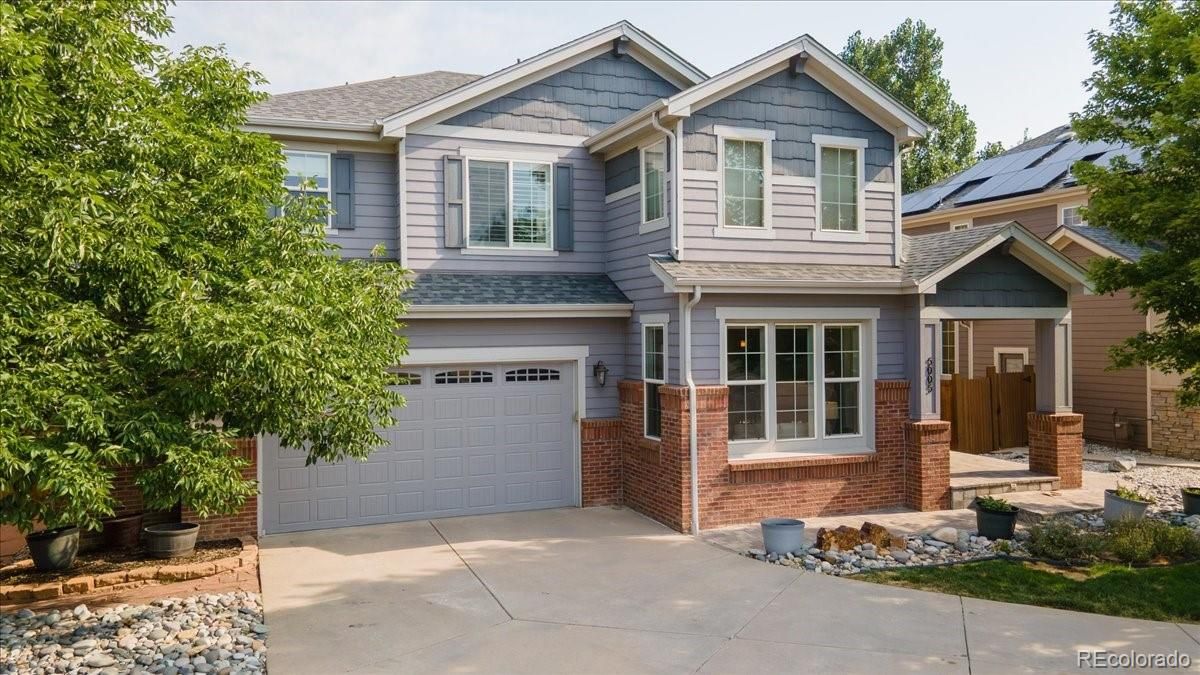 Attached, Exterior, Facade, Brick Facade, Solar Panels, American Craftsman
