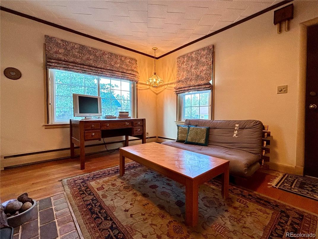 Home Office, Interior, Pendant Lights, Wood Texture Flooring