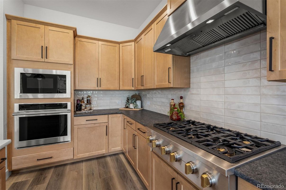Interior, Kitchen, Stainless Steel Appliances, Wood Texture Flooring