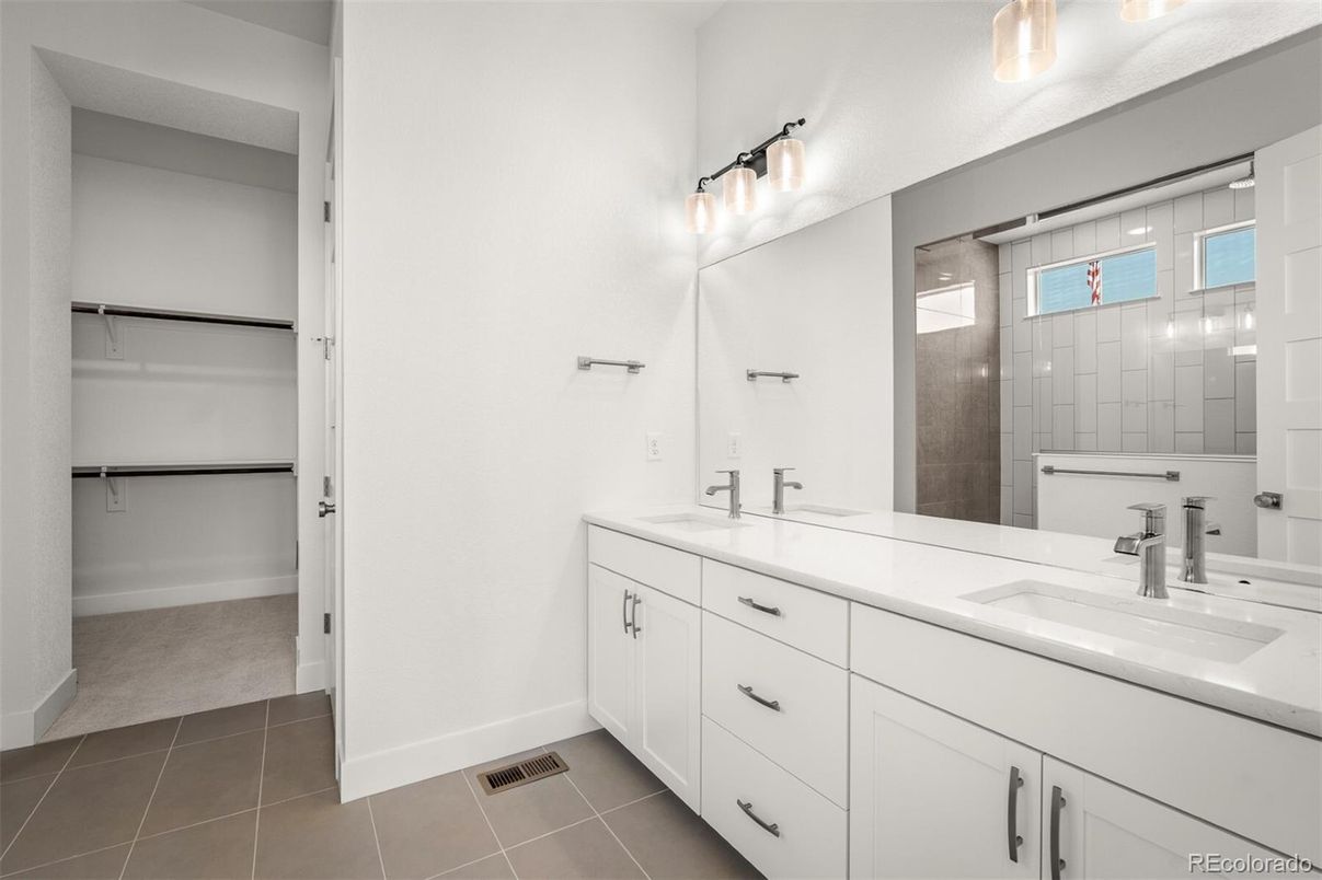 Bathroom, Dual Sink Vanities, Interior, Walk-in Closets