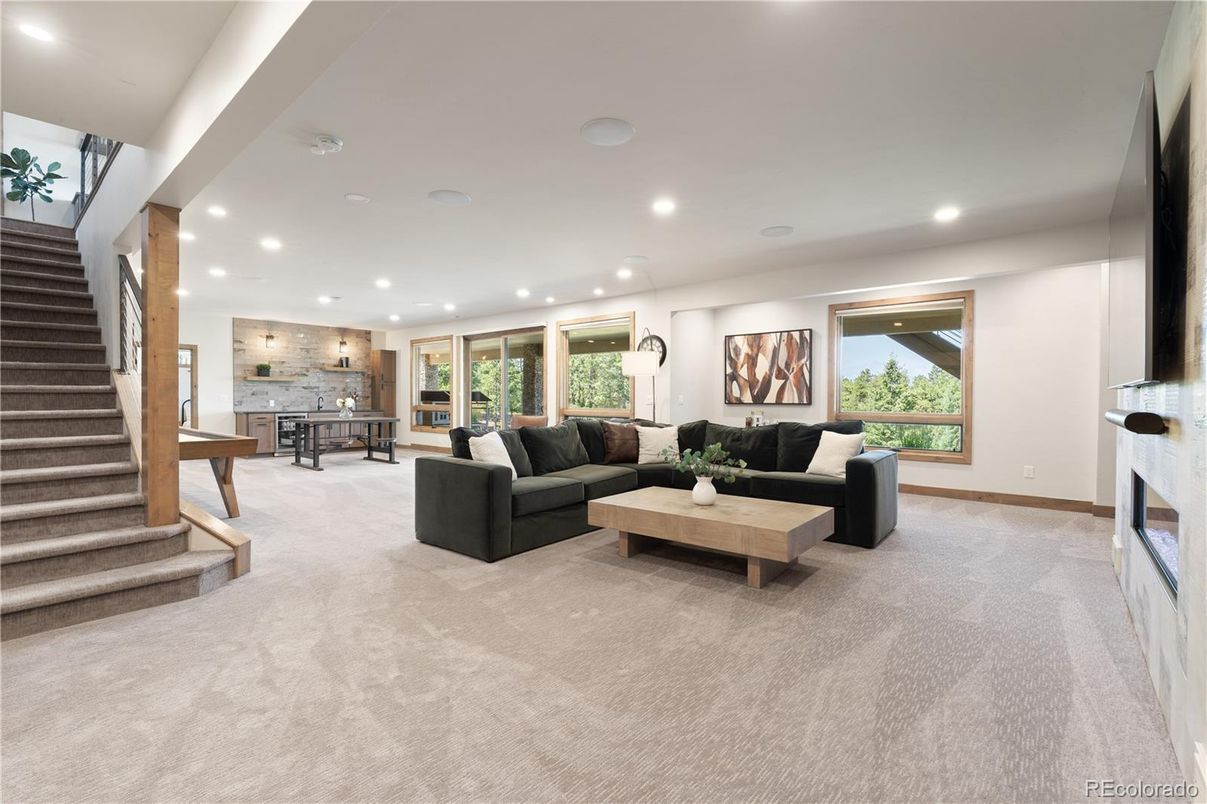 Dining room, Fireplace, Interior, Living room, Pendant Lights, Recessed Lighting