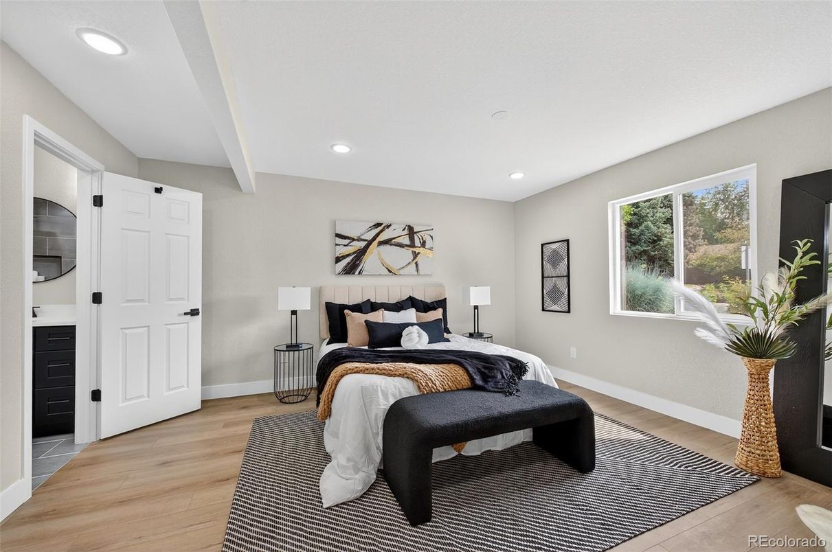 Bedroom, Interior, Recessed Lighting, Wood Texture Flooring