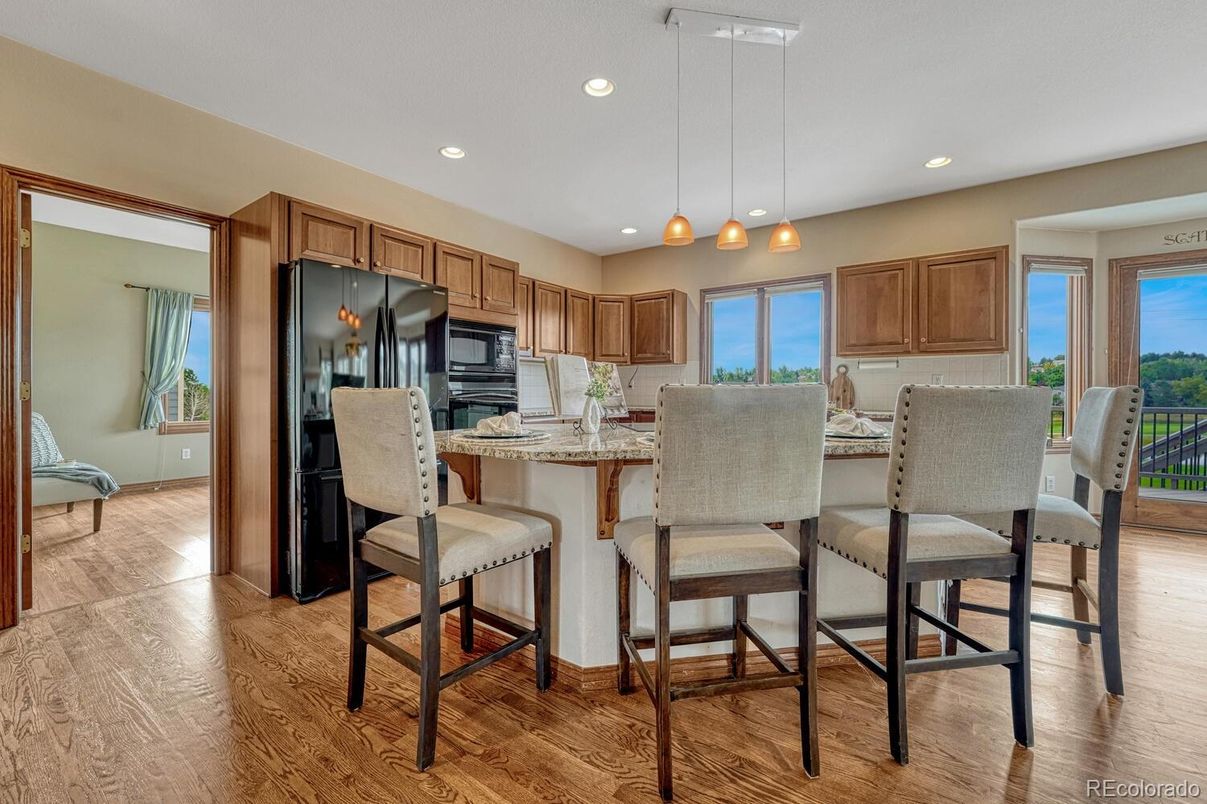 Dining room, Interior, Kitchen, Pendant Lights, Recessed Lighting, Wood Texture Flooring