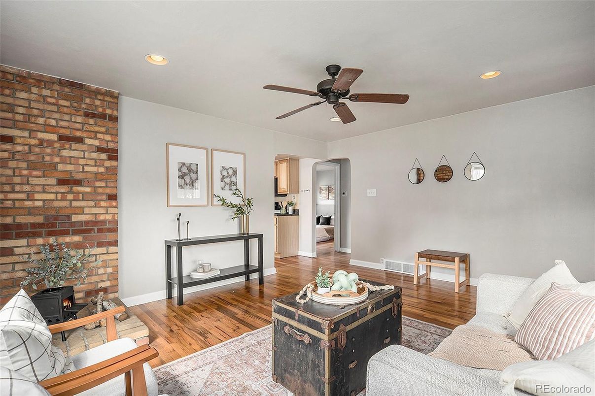 Interior, Living room, Recessed Lighting, Stone Walls, Wood Texture Flooring