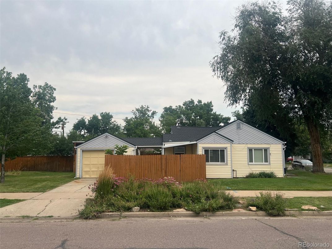 Detached Garage, Exterior, Facade, Ranch
