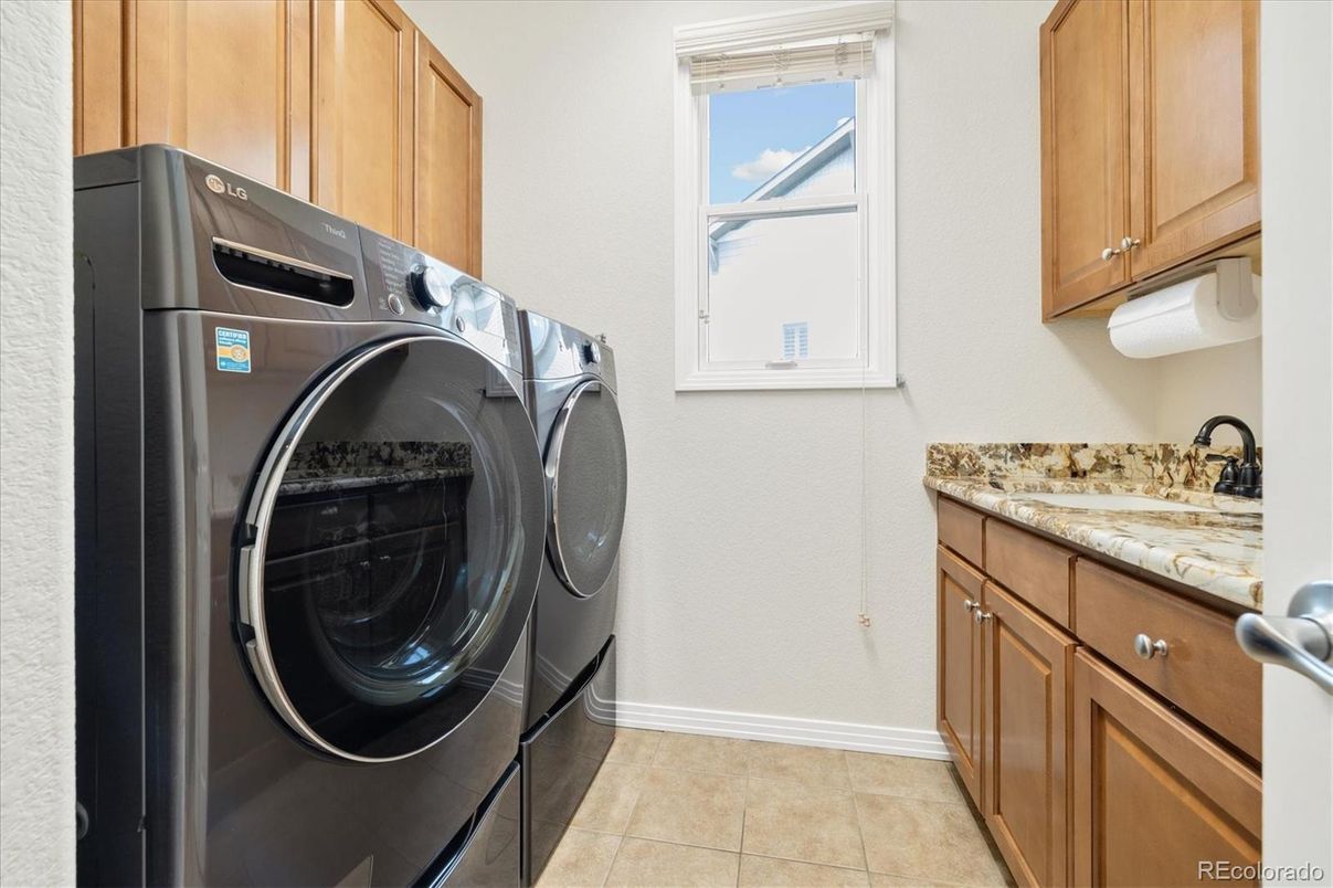 Interior, Washer