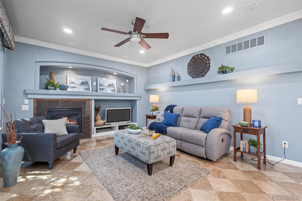 Fireplace, Interior, Living room, Recessed Lighting